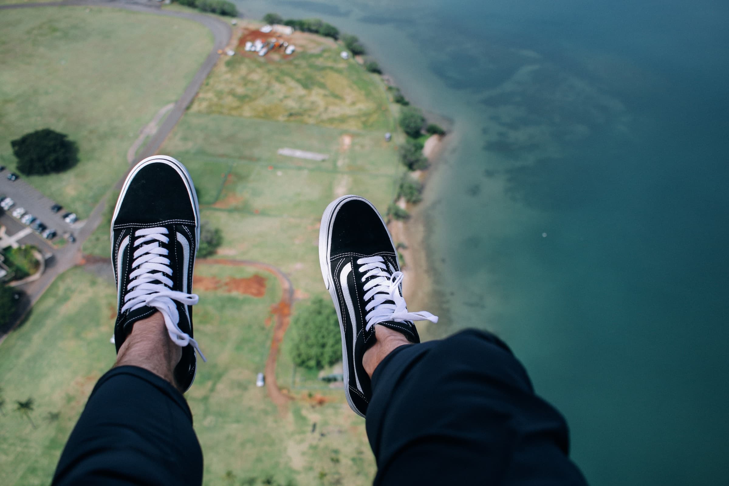 The Thrilling 12 Mile Helicopter Flight Expеriеncе with Wondеrdays