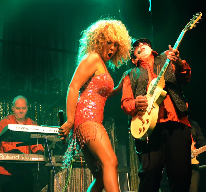 Tina Turner Experience Hit The Empire