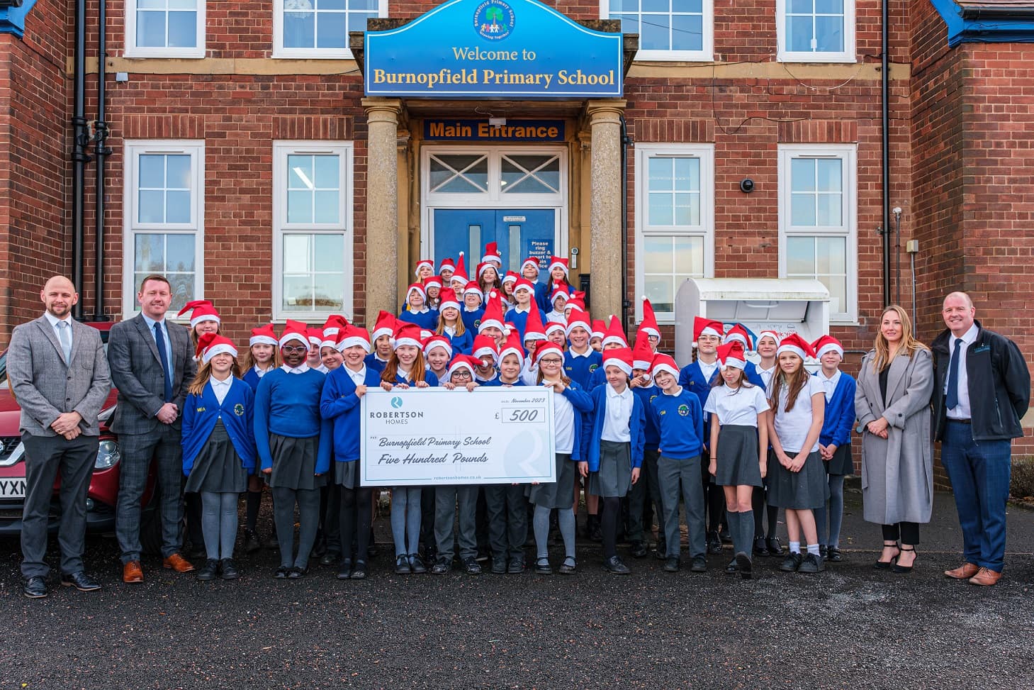 Robertson Homes Treats Burnopfield Primary School to Pantomime Magic in the Consett Empire