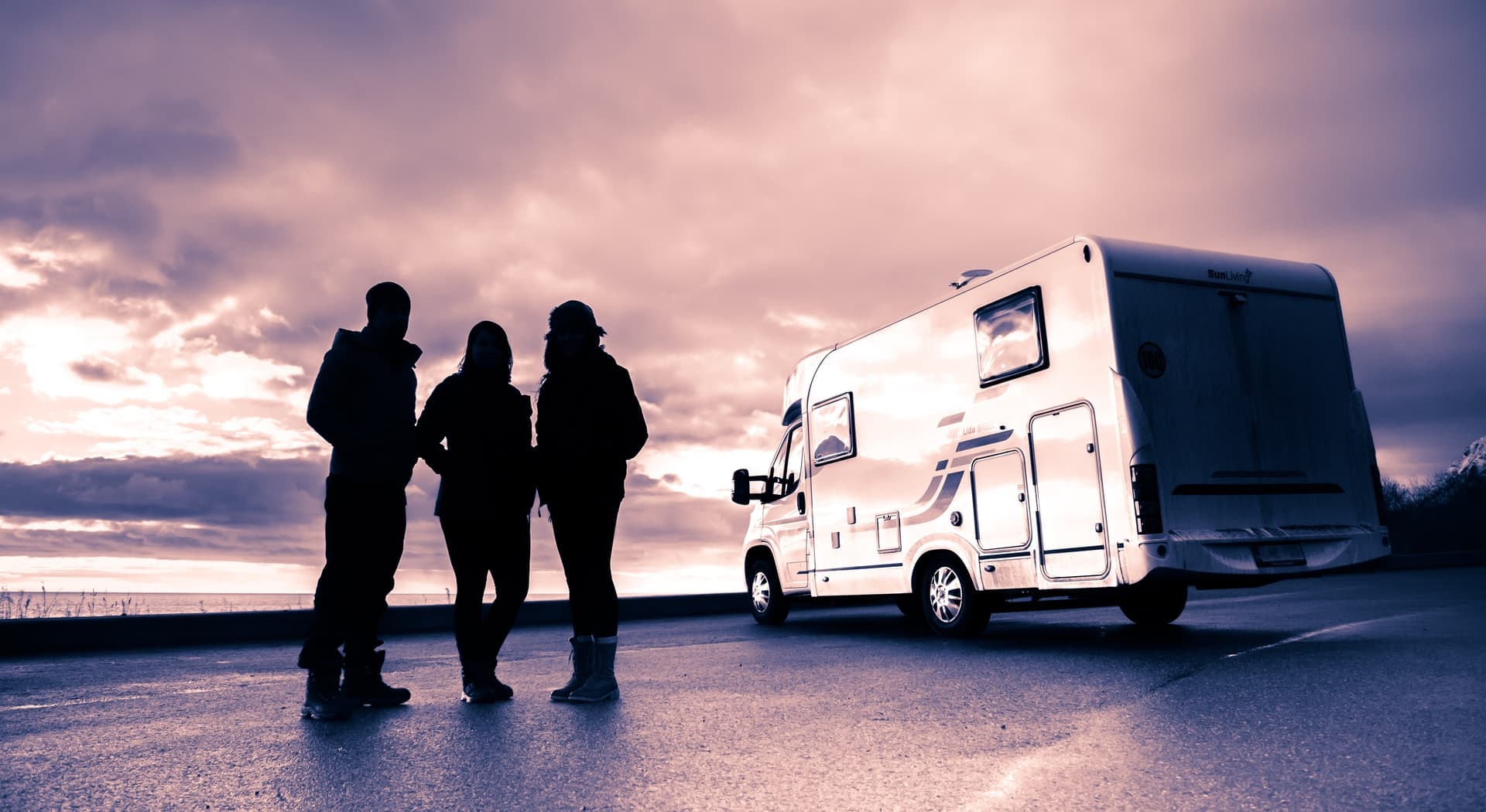 Sources for sites to pitch up with your Caravan and Motorhome – By Chris Gage