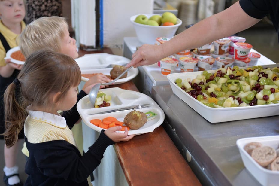 Labour Would Give All North East Primary School Children Free School Meals