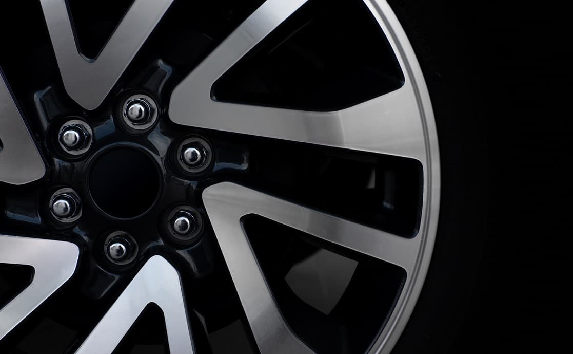 Why Volkswagen Owners in the England Are Upgrading Their Vans with VW T5 20 Inch Wheels
