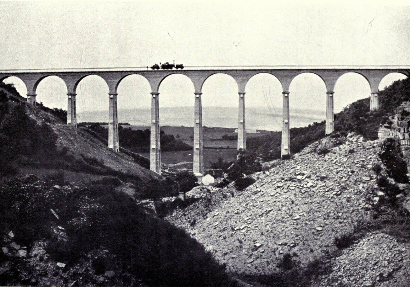 A classic photo of the Hownesgill Viaduct